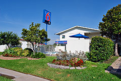 Motel 6 