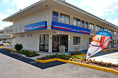Motel 6 San Marcos