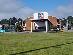 Motel 6 Dothan