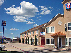 Motel 6 Hutchins, TX