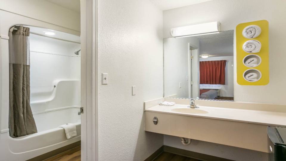 Motel 6 | Book Now and Save on Your Next Stay