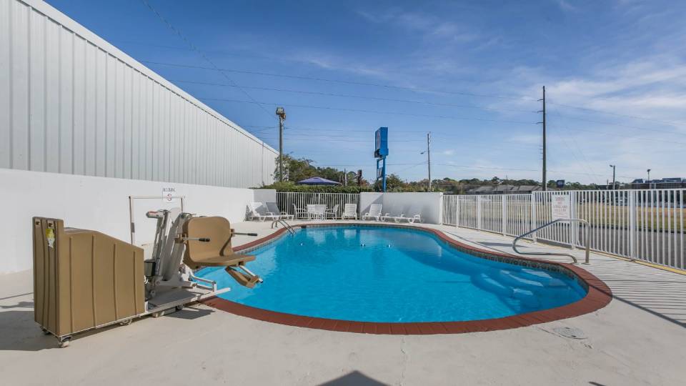 Motel 6 | Book Now and Save on Your Next Stay