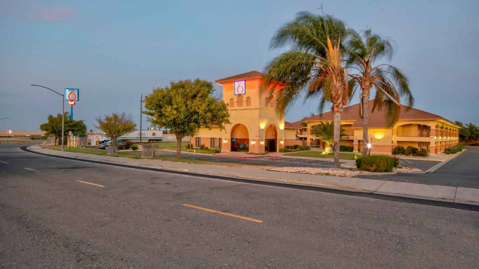 6 Santa Nella, Ca - Los Hotel in Santa Nella CA | Motel6.com