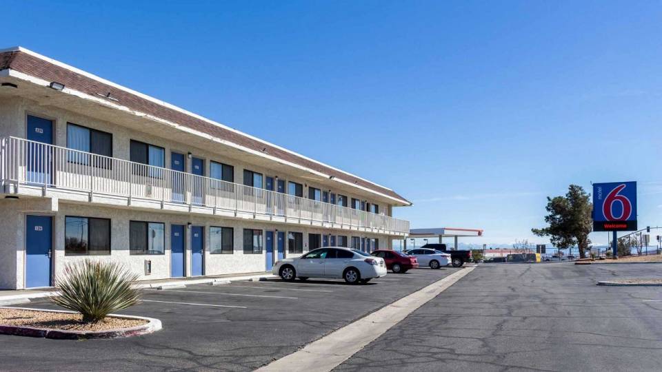 motel 6 colorado springs reviews - Merry Ejournal Stills Gallery