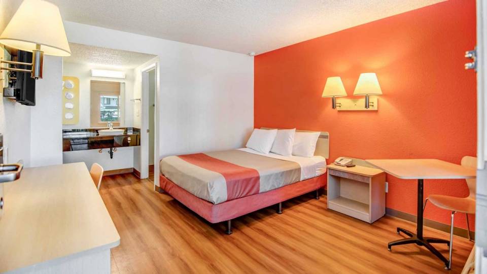 Motel 6 | Book Now and Save on Your Next Stay