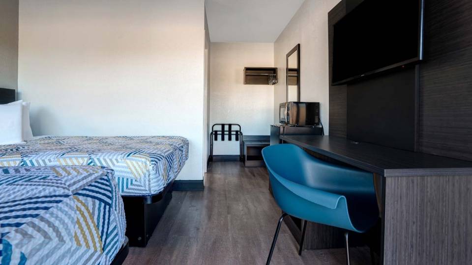 Motel 6 | Book Now and Save on Your Next Stay