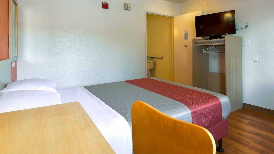 Motel 6 | Book Now and Save on Your Next Stay