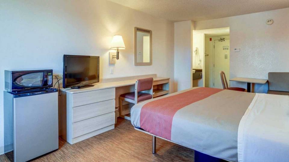 Motel 6 | Book Now and Save on Your Next Stay