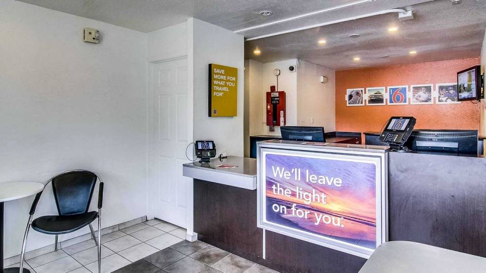 Motel 6 Jacksonville, Fl - Orange Park Hotel in Jacksonville