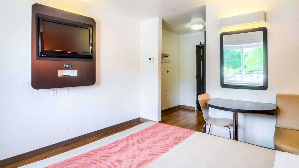 Motel 6 | Book Now and Save on Your Next Stay