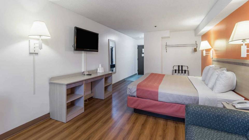 Motel 6 | Book Now and Save on Your Next Stay