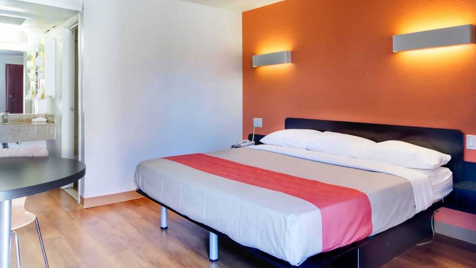 Motel 6 | Book Now and Save on Your Next Stay