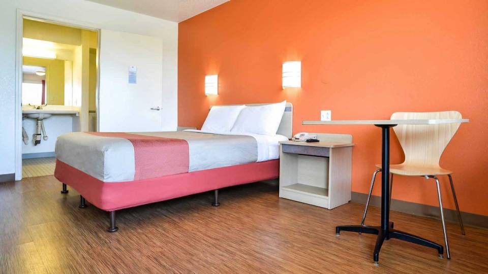 Motel 6 | Book Now and Save on Your Next Stay