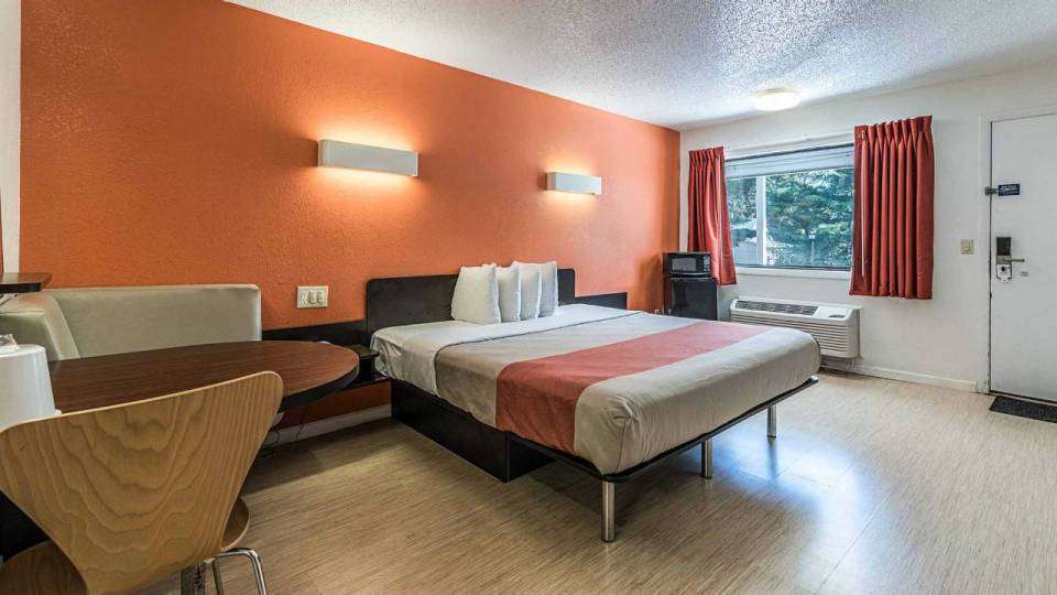 Motel 6 | Book Now and Save on Your Next Stay