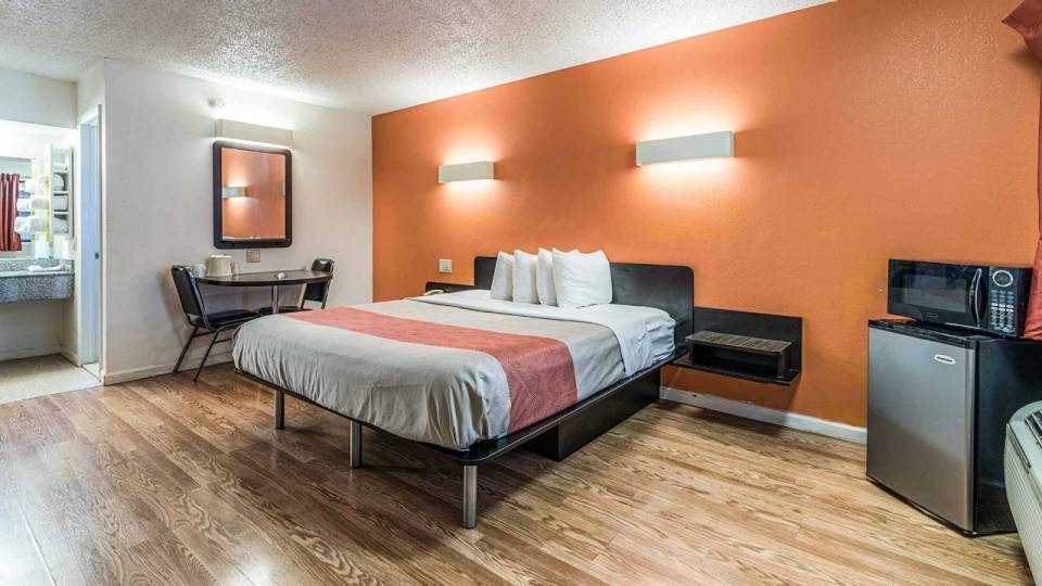 Motel 6 | Book Now and Save on Your Next Stay