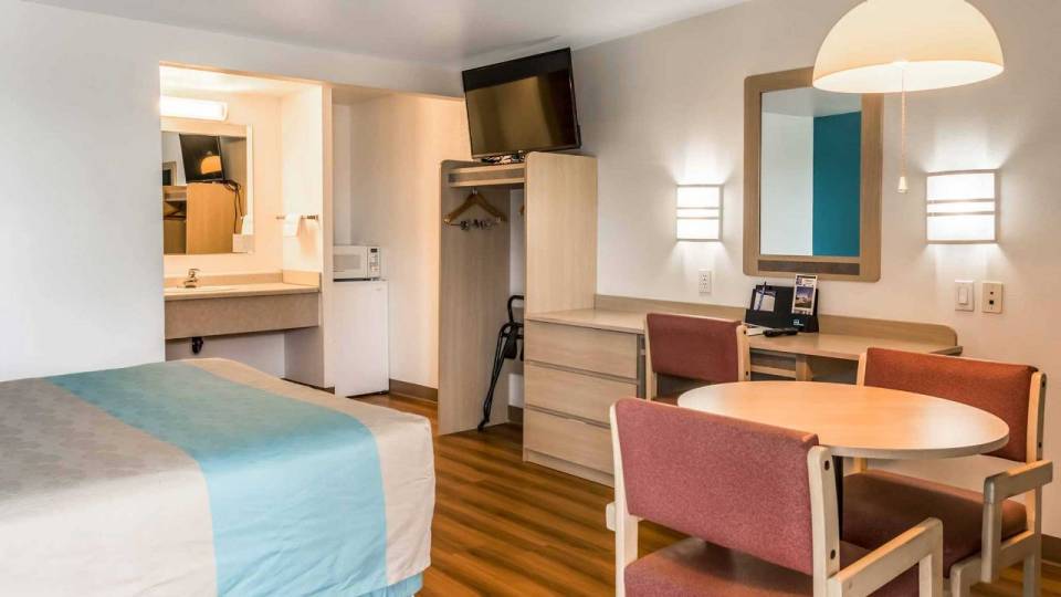 Motel 6 | Book Now and Save on Your Next Stay