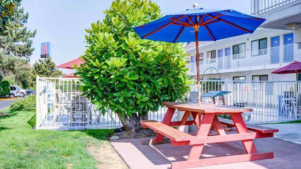 Motel 6 Silver Spring Milwaukee