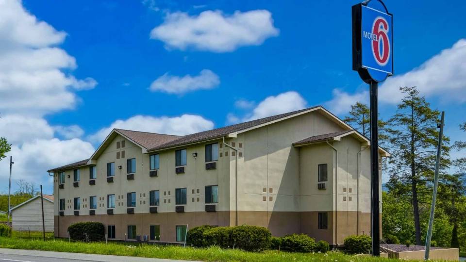Motel 6 Book Now and Save on Your Next Stay