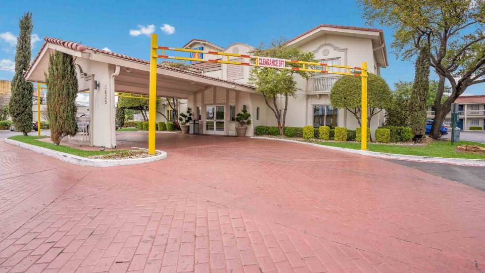 Motel 6 | Book Now and Save on Your Next Stay
