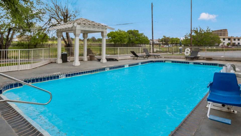 Motel 6 | Book Now and Save on Your Next Stay