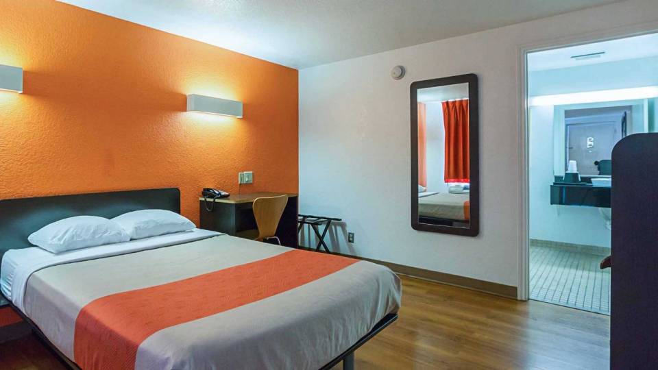 Motel 6 | Book Now and Save on Your Next Stay
