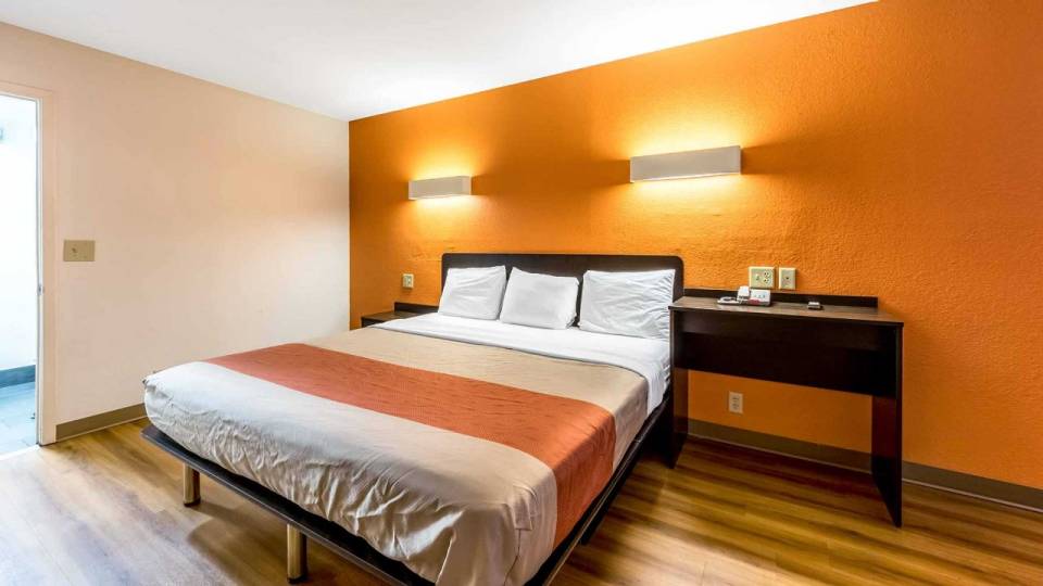 Motel 6 | Book Now and Save on Your Next Stay