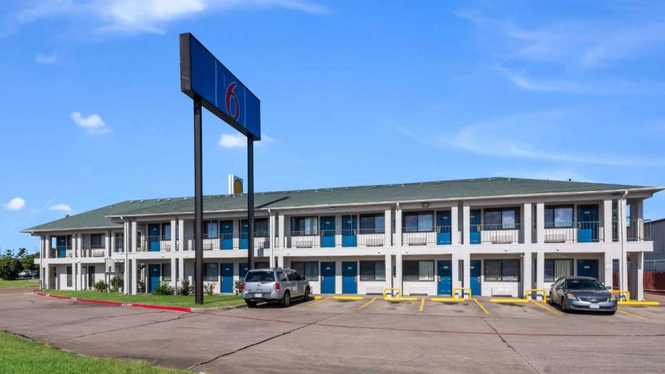 Motel 6 Book Now and Save on Your Next Stay