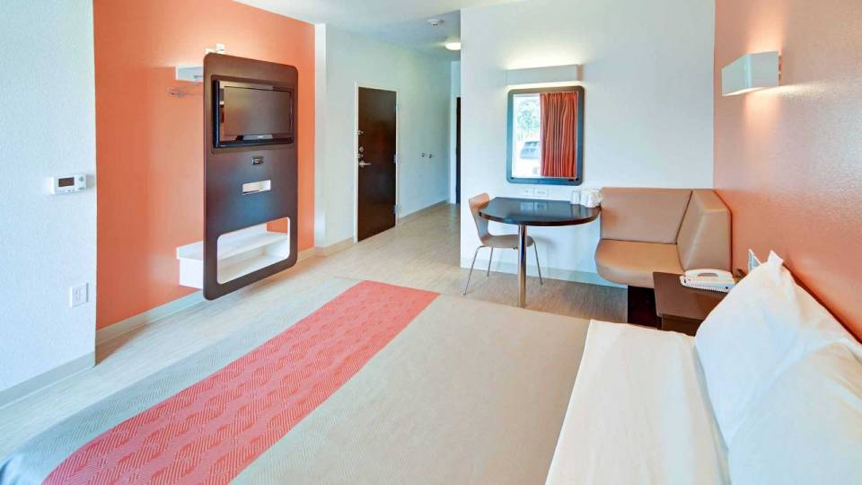 Motel 6 | Book Now and Save on Your Next Stay