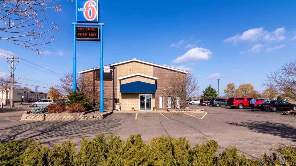 Motel 6 | Book Now and Save on Your Next Stay