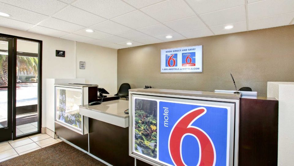 Motel - 6 Fremont North | Budget California Motel