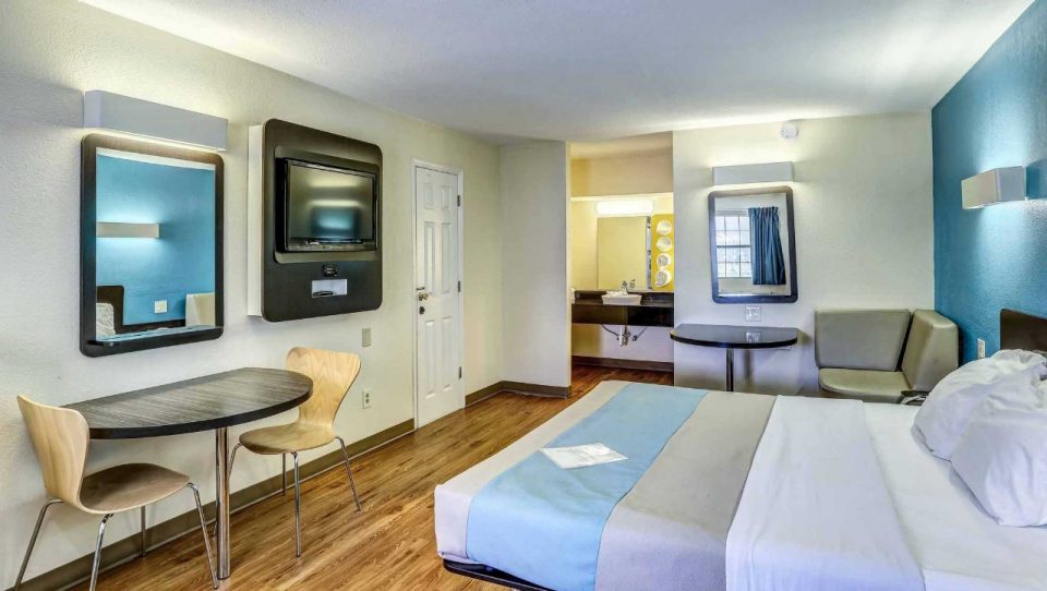 Motel 6 Dickson Budget Tennessee Motel