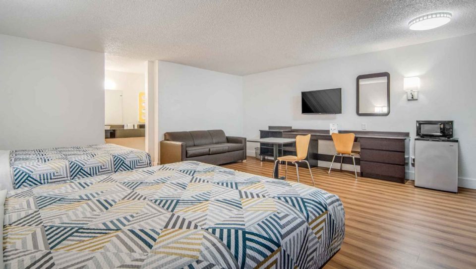 Motel 6 Dallas Addison | Budget Motel Near Addison
